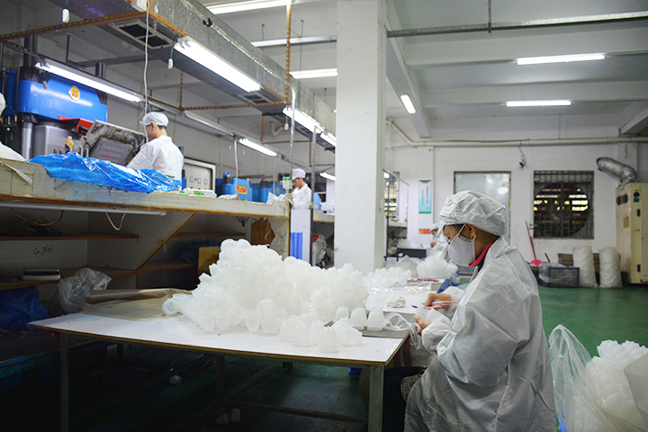 東莞硅膠制品廠偉順硅膠客戶常見問(wèn)題